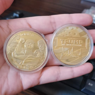 5 Trump Defiant Fist Coins